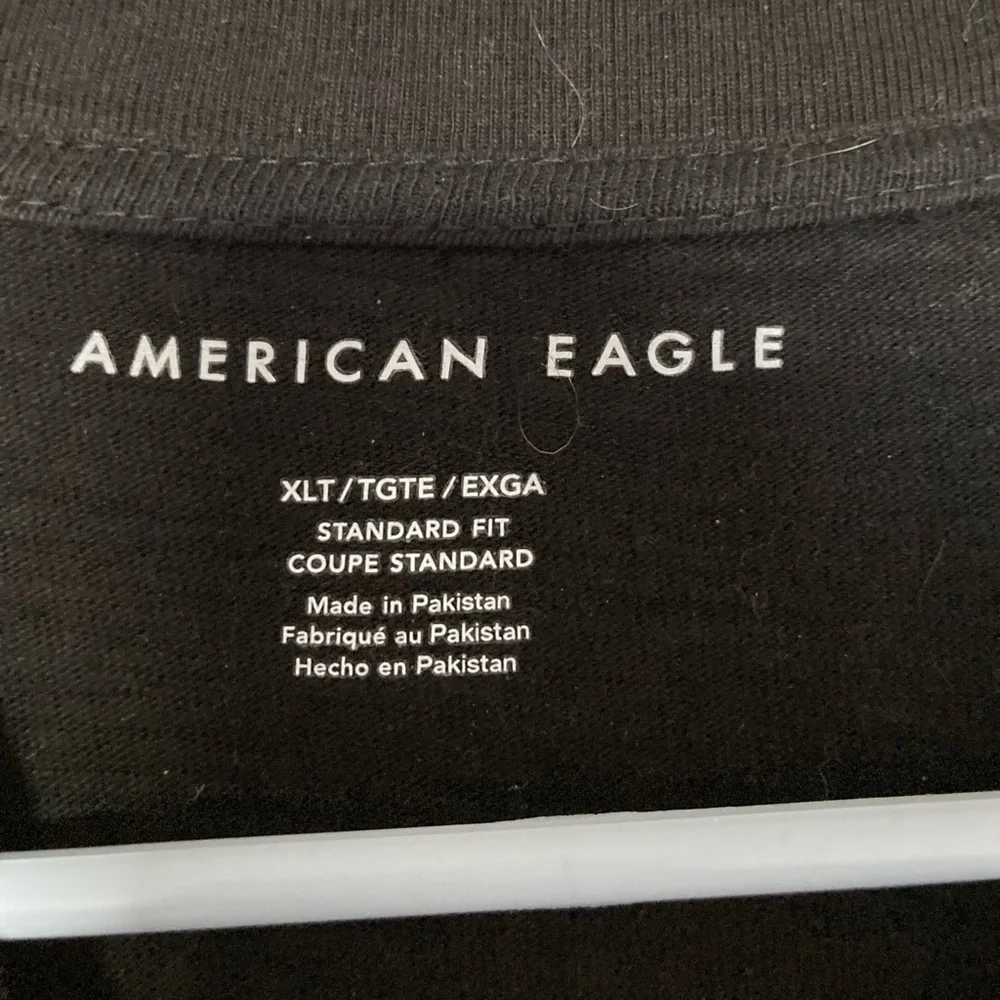 Long sleeve tee - Picture 2 of 3